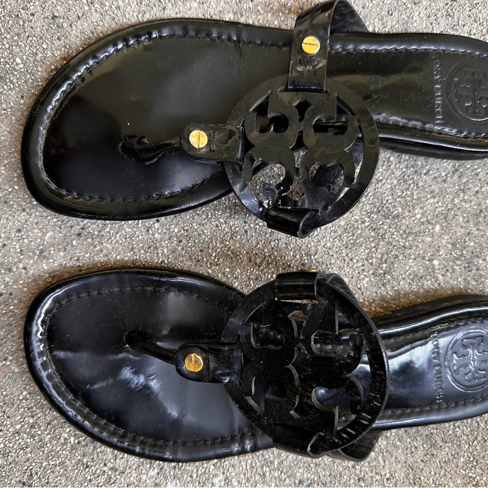Tory Burch Miller Black Patent Leather Logo Thong Sandals